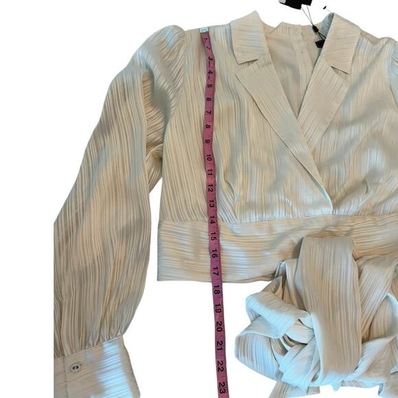 BCBGMAXAZRIA wrap blouse - Picture 8 of 9